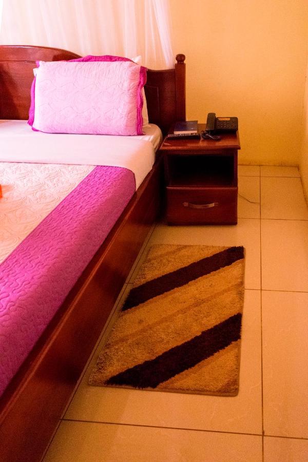 Kahondo Buffalo Hotel Kampala Makerere Luaran gambar
