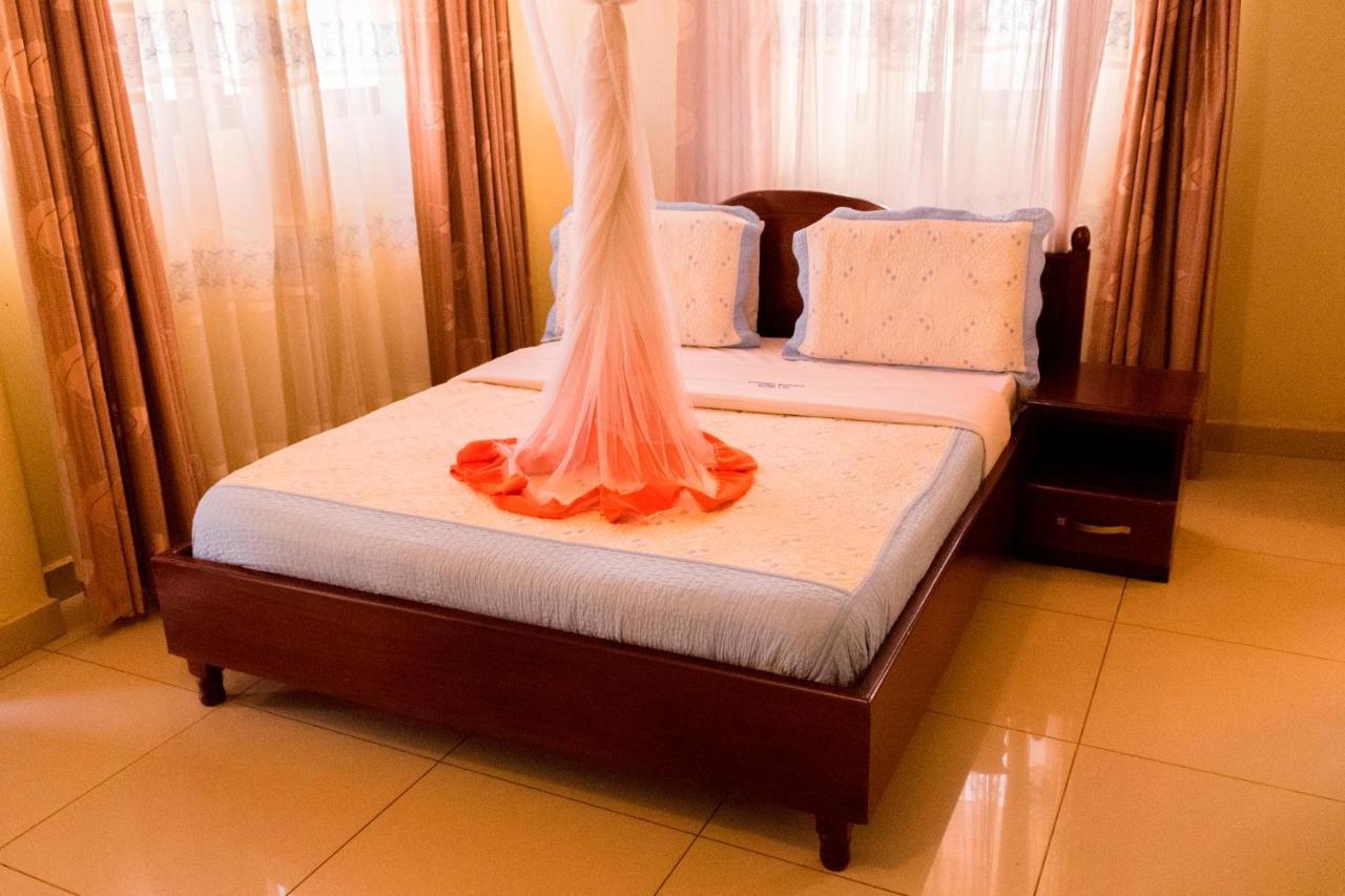 Kahondo Buffalo Hotel Kampala Makerere Luaran gambar