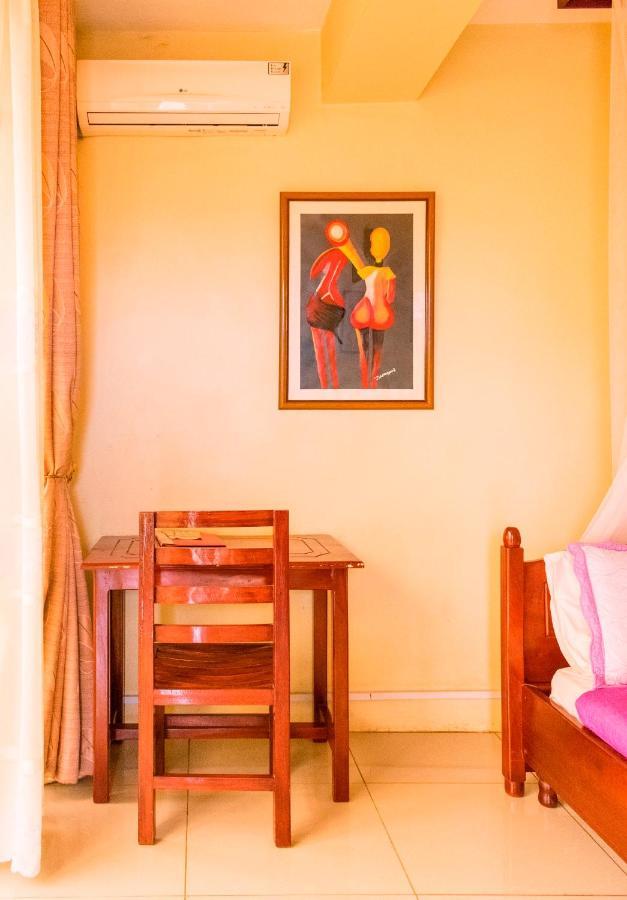 Kahondo Buffalo Hotel Kampala Makerere Luaran gambar