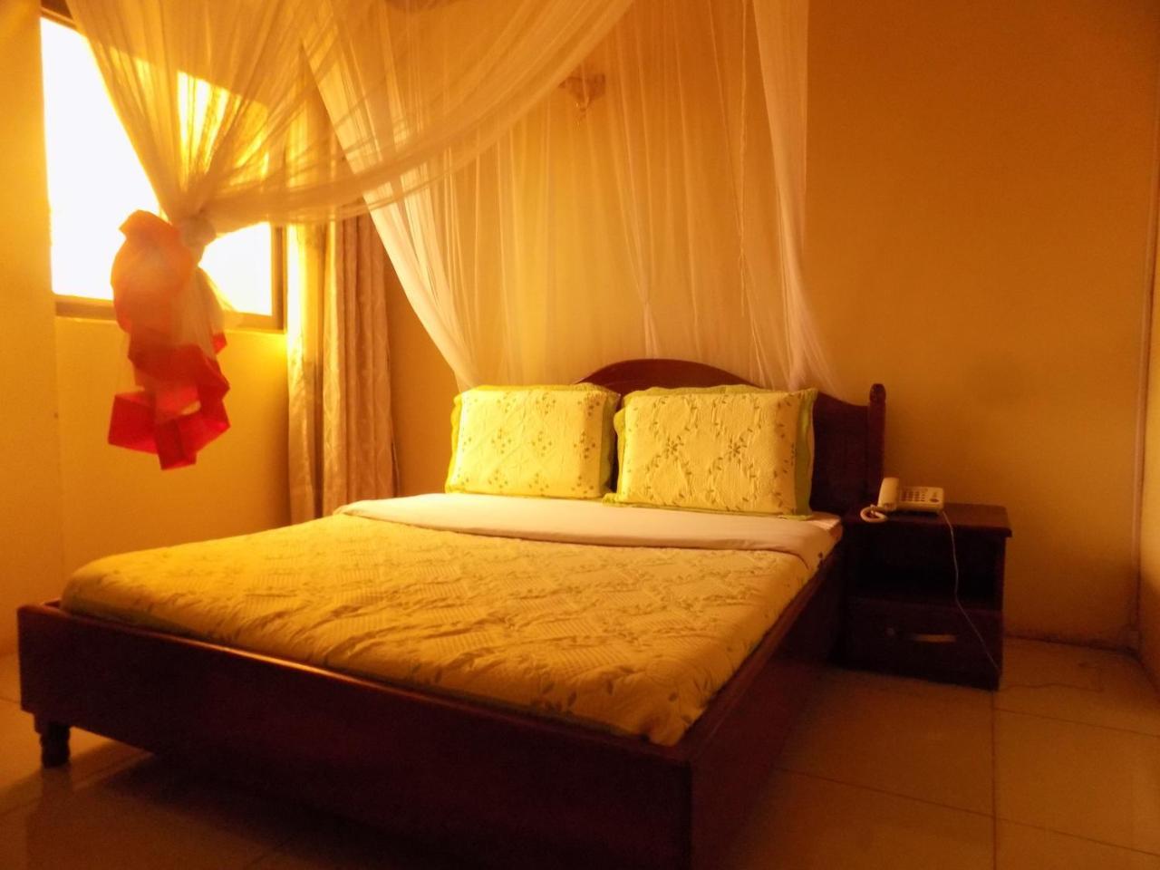 Kahondo Buffalo Hotel Kampala Makerere Luaran gambar
